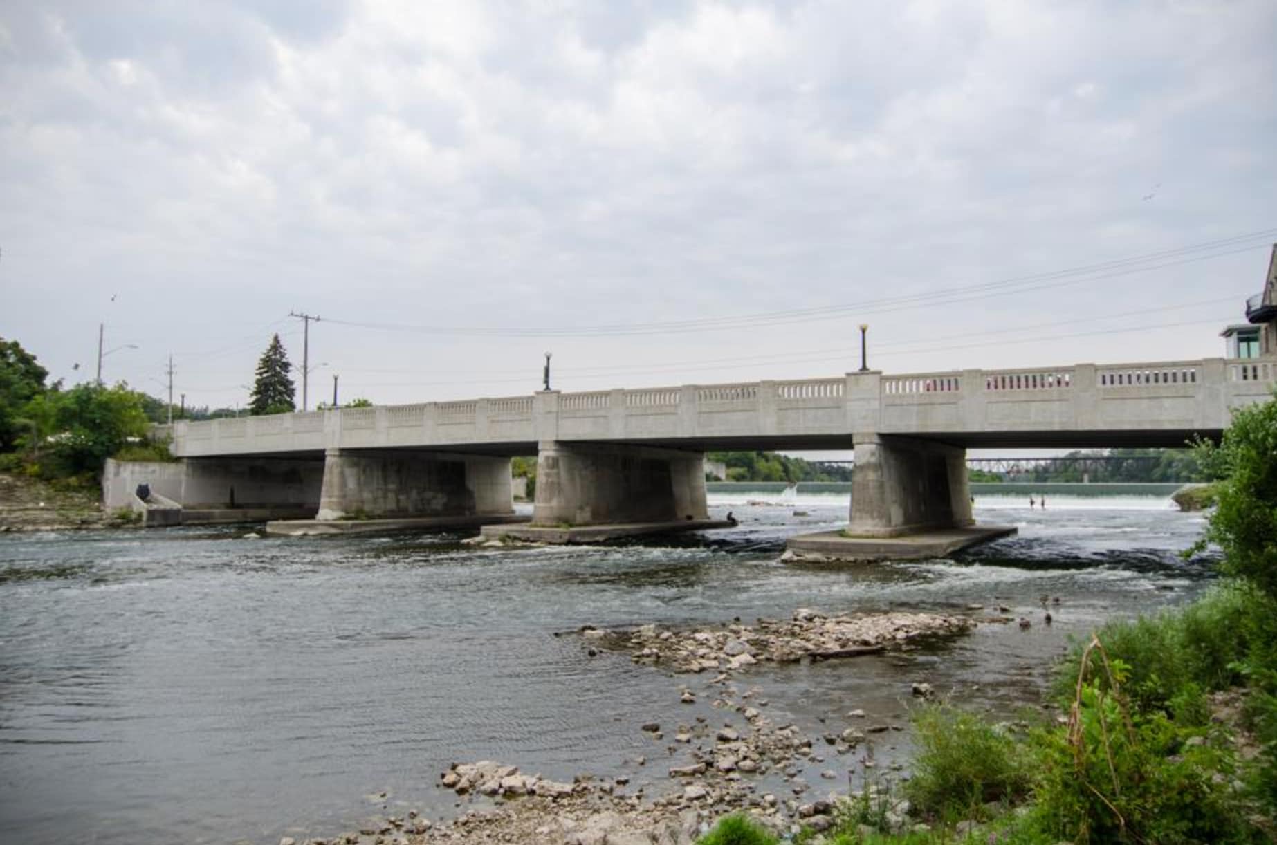 Parkhill Bridge: Park Hill Rd W, Cambridge, ON, Canada