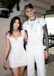 Megan Fox Baby Bump with Machine Gun Kelly