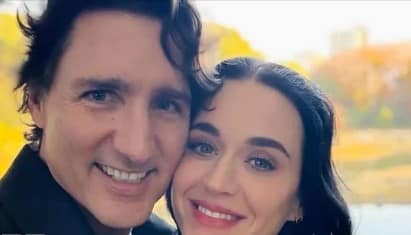 Katy Perry Shares Photo With Justin Trudeau During Japan Trip