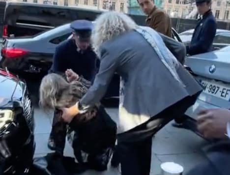 Kate Moss Falling Video