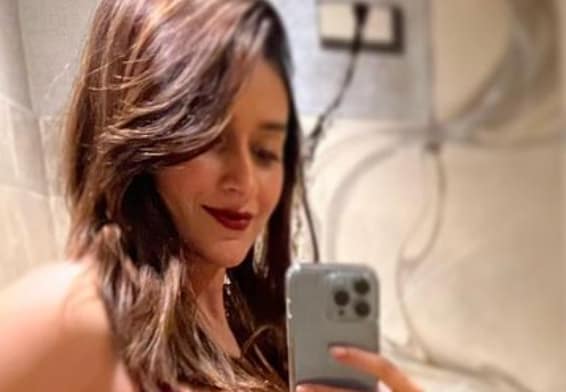 Ileana D'Cruz Boyfriend Baby New Picture