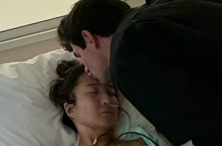 What Happened To Ashley Park Hospital Septic Shock Emily In Paris