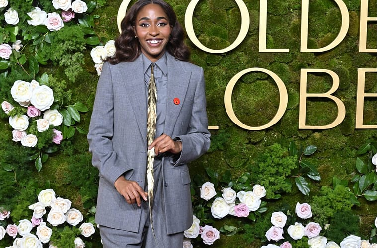 Ayo Edebiri Channels Julia Roberts with Golden Globes Suit