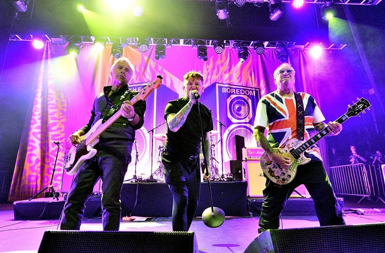 Steve Jones Talks Sex Pistols’ Future & Scrapped Alex Turner Collab