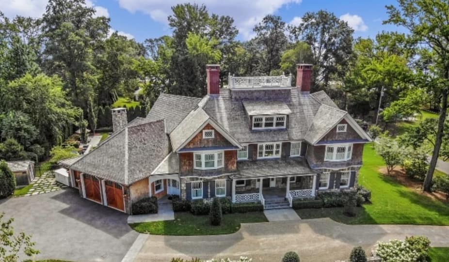 1 Warriston Lane in Rye, New York on Netflix's "The Watcher"