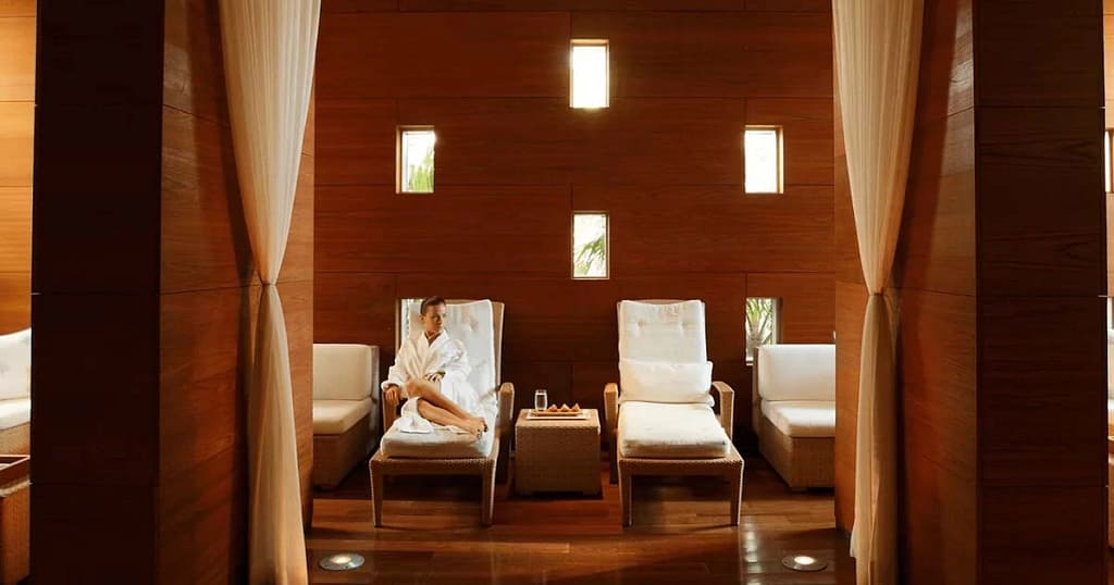 Best Naples day spa 2025