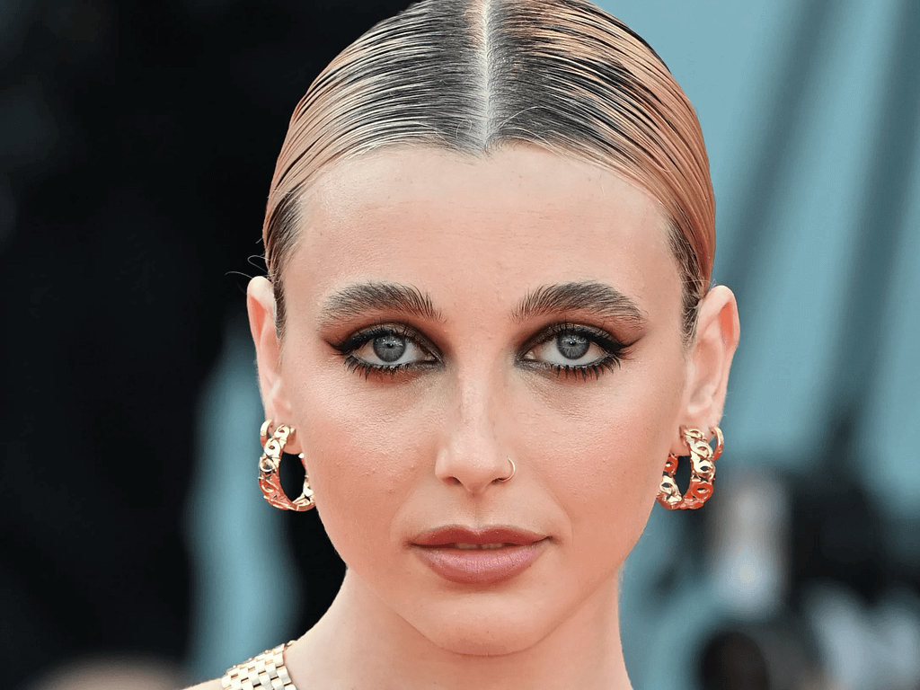 Emma Chamberlain Award Show