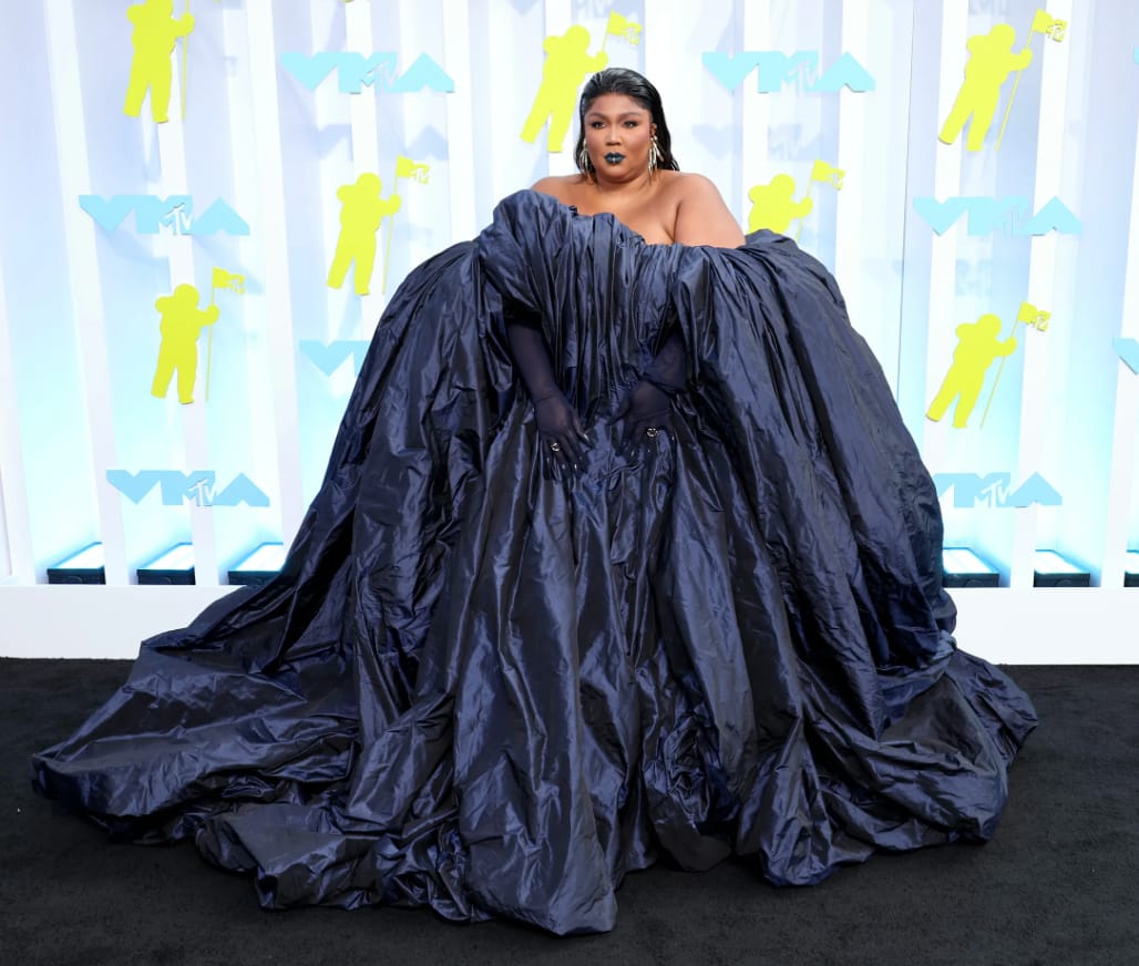Lizzo's dress at the MTV VMAs 2022.