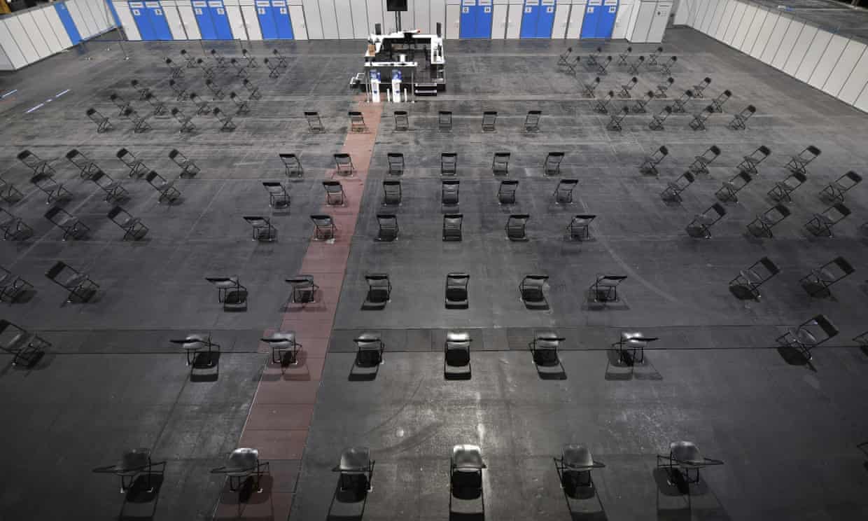 Empty vaccination center