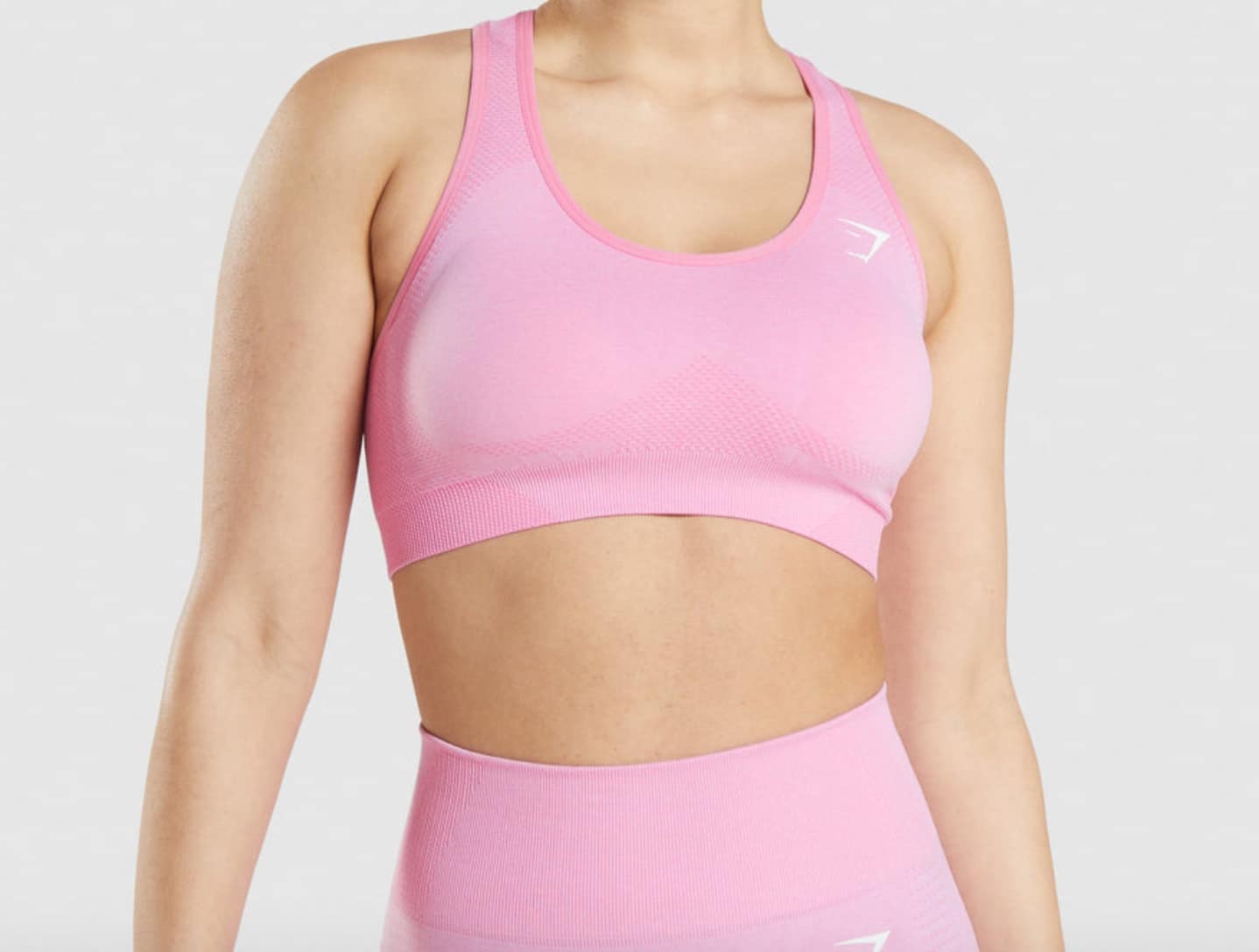 pink sports bra