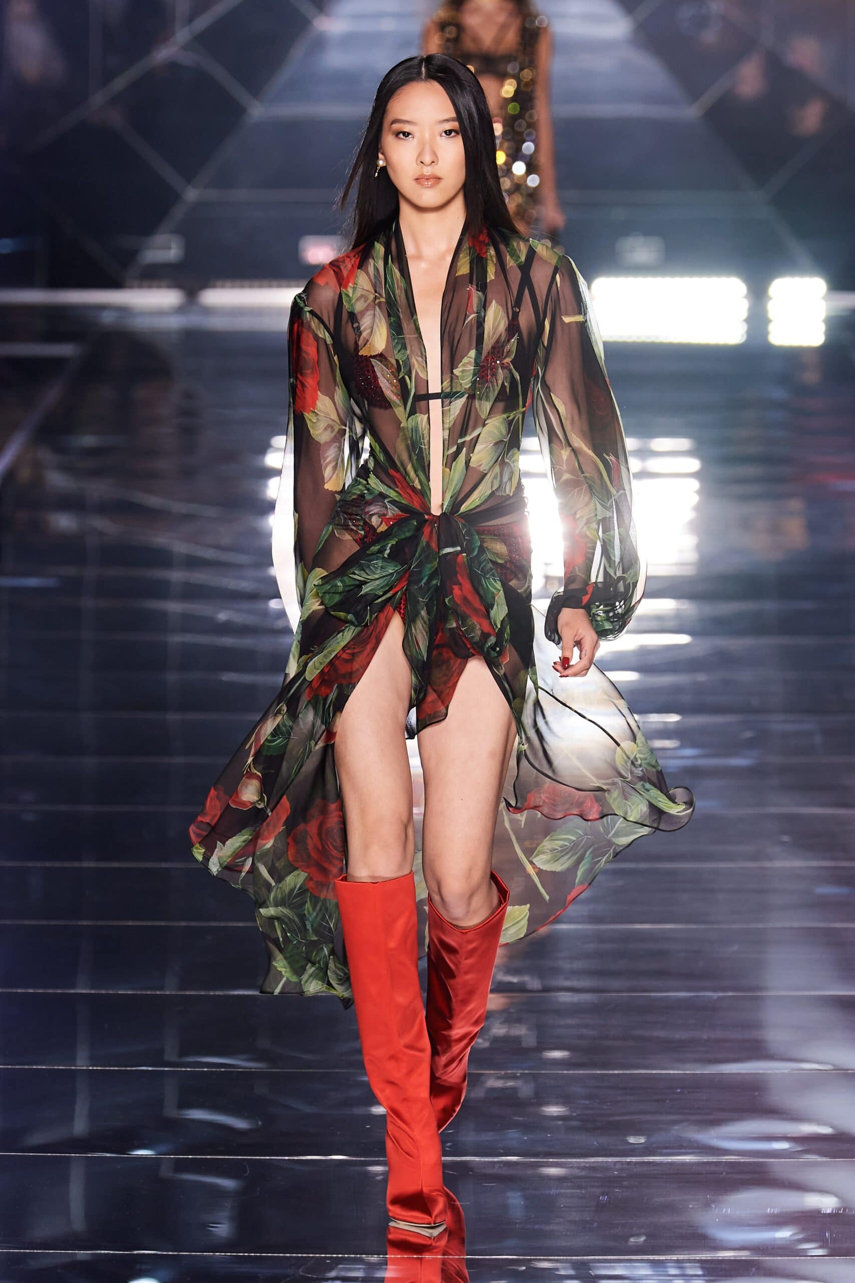 Dolce & Gabbana Spring ‘22 Show References JLo and Y2K.