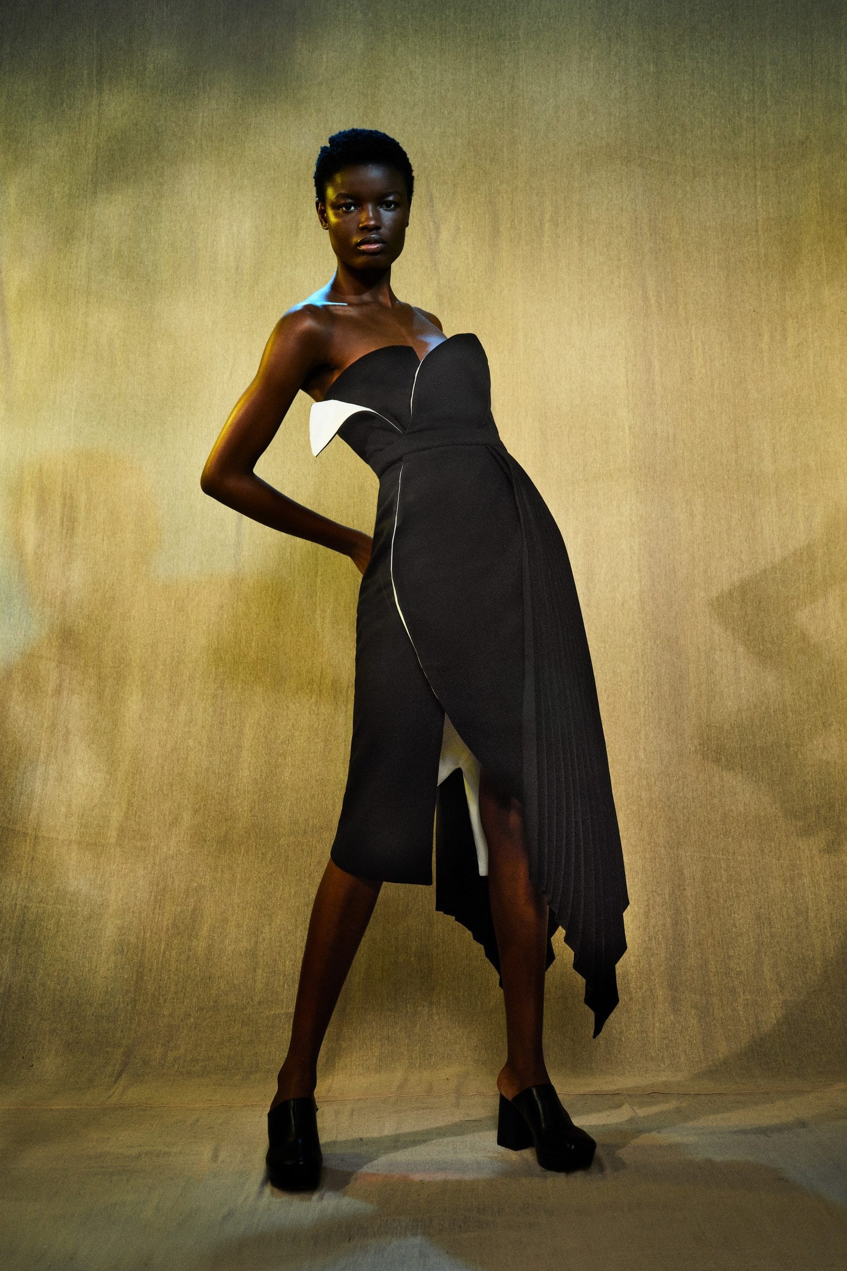 A model wears look 10 from Edeline Lee's A/W 2022 collection