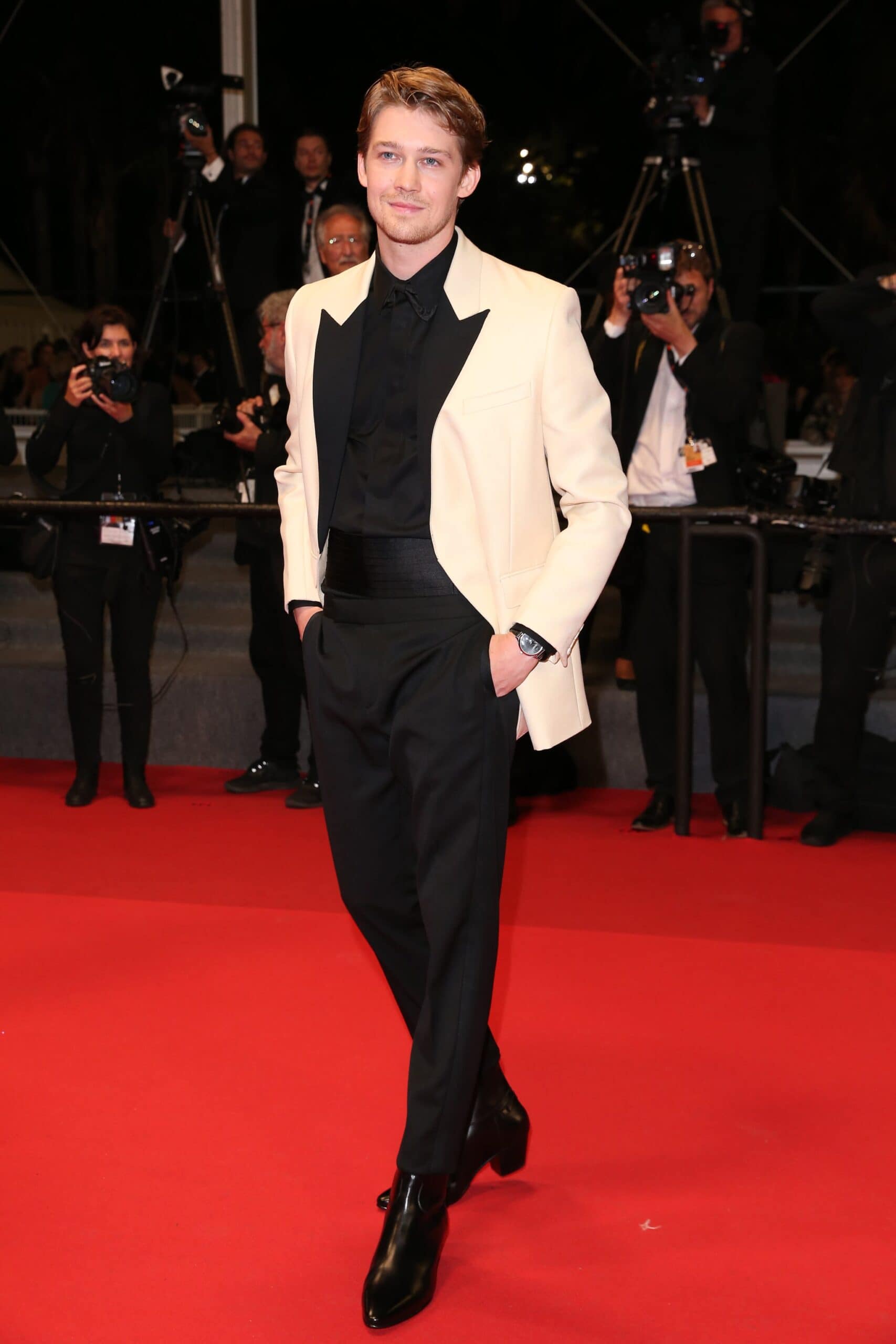 Joe Alwyn on the red carpet