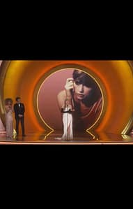 Taylor Swift April 19