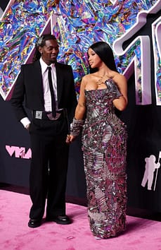 Cardi B and Offset at award show