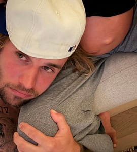 Justin Bieber Shows Off Hailey and Her Baby Bump