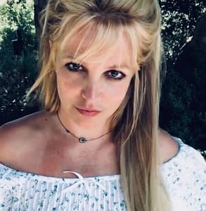 Selfish Britney Spears Lyrics