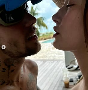 Justin Bieber Shows Off Hailey and Her Baby Bump