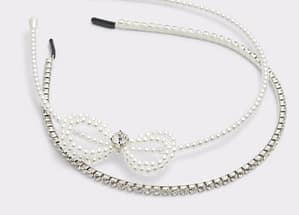 How To Style Bows For The Holidays: Celeb-Inspired Fashion Fits