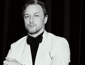 James McAvoy "Rough" Meeting Jennifer Aniston