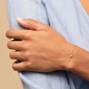 mejuri jewelry. diamond bracelet