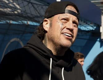 Jelly Roll Debuts Clean-Shaven Look at Tennessee Titans Game