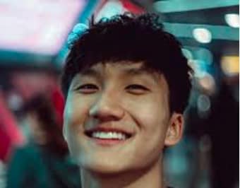 boywithuke face reveal instagram