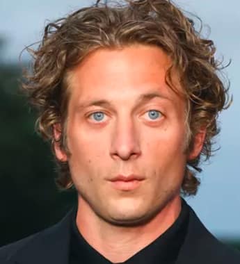 Jeremy Allen White Stars in Netflix's 'Enigma Variations'