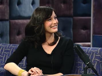 Liv Tyler Speaks Elvish on Conan O'Brien Show