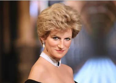 Paris Wax Museum Unveils New Princess Diana Figure in Iconic ‘Revenge Dress’