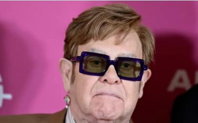 Elton John Opens Up About Devastating Eye Issues