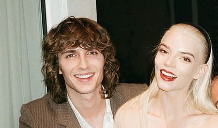 Who is Malcolm McRae Daisy Jones and the Six