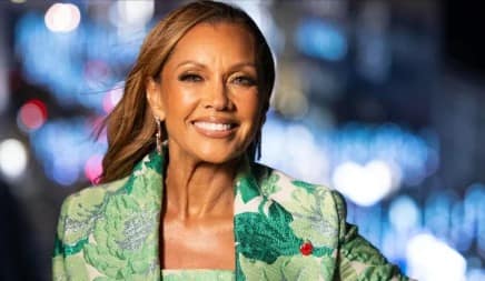 Vanessa Williams Says She’s ‘Happy to Be 62 and Still Look Like Myself’