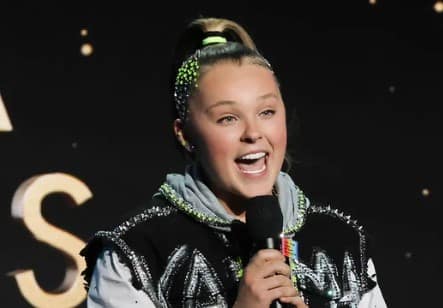 JoJo Siwa Fan Speaks Out After Expulsion Over Hoodie Incident