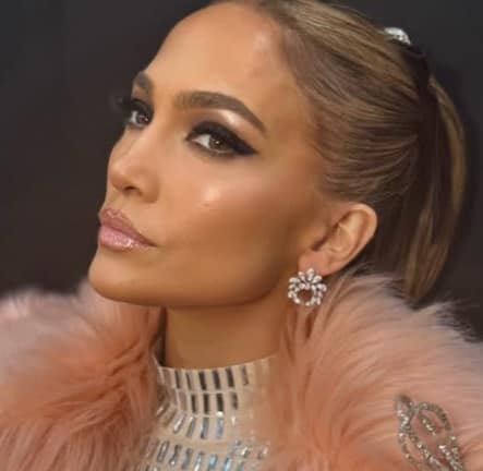Jennifer Lopez Faces Professional and Personal Challenges