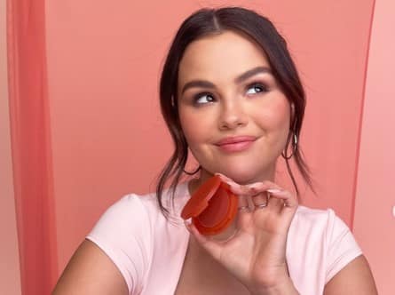 Selena Gomez Drops Rare Beauty’s New Soft Pinch Matte Bouncy Blush!