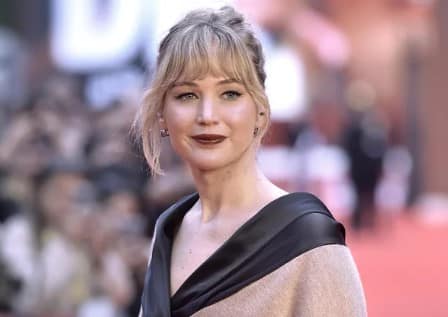 Jennifer Lawrence Opens Up About Feeling “Rejected” for Her Personality During Her Peak Fame