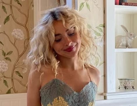 Sabrina Carpenter Rolling Stone Outfits Explained