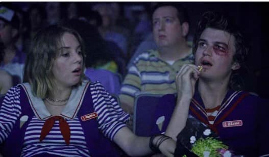 Netflix Might Finally Be Forced to Put Its Movies in Theaters