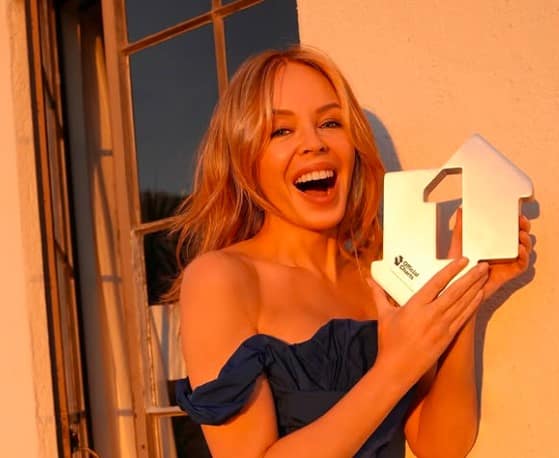 Kylie Beats Wham! to Christmas No. 1