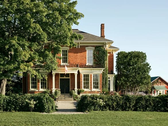 Best place to stay PEC