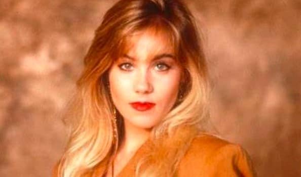 Christina applegate MS symptoms