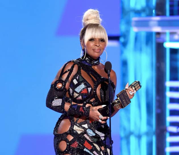 Mary J. Blige Receives Icon Award