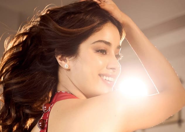 Janhvi Kapoor Movies Looks