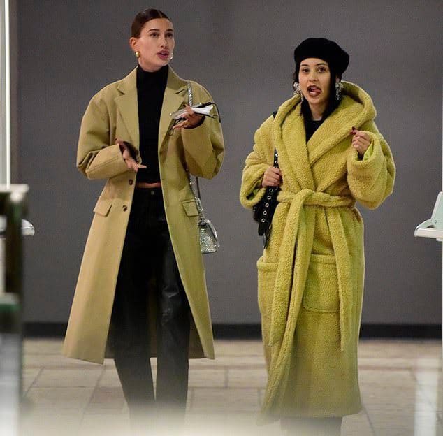 Hailey Bieber and Alexa Demie