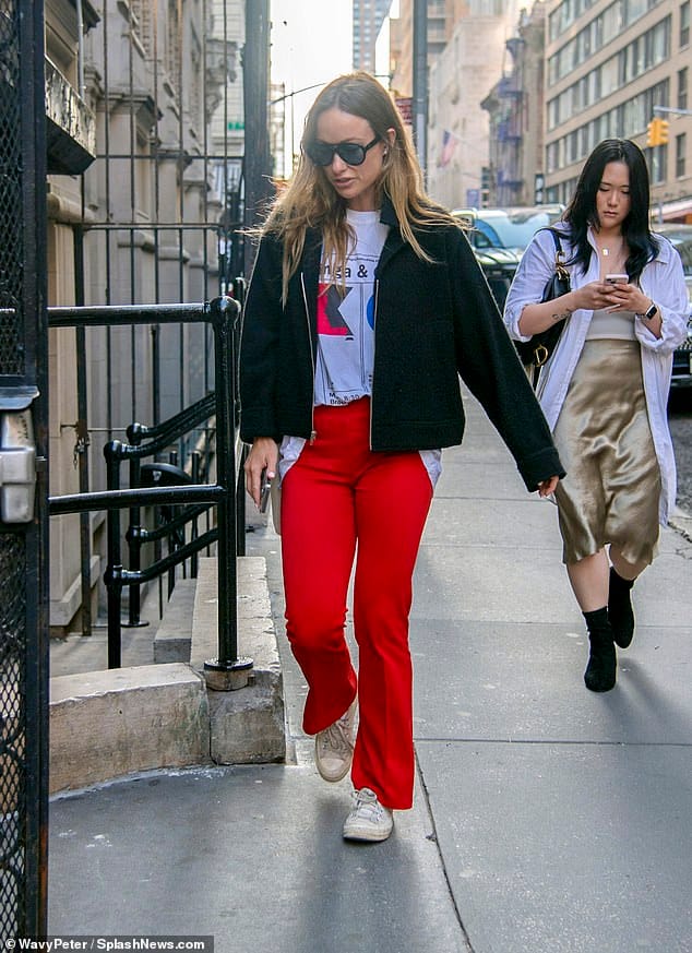 Concert ready Olivia Wilde