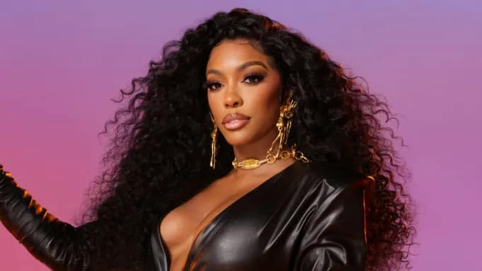 Porsha Takes Over BravoCon