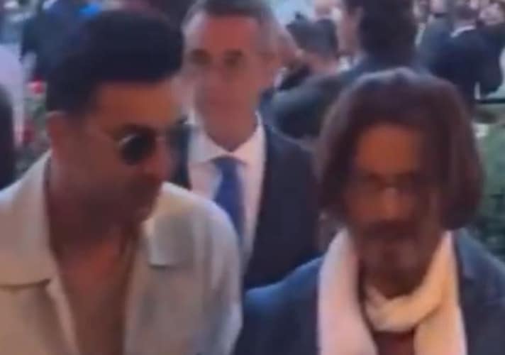 Shah Rukh Khan Johnny Depp Comparison