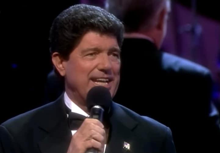 Lawrence Welk Show singer Guy Hovis dies at 84