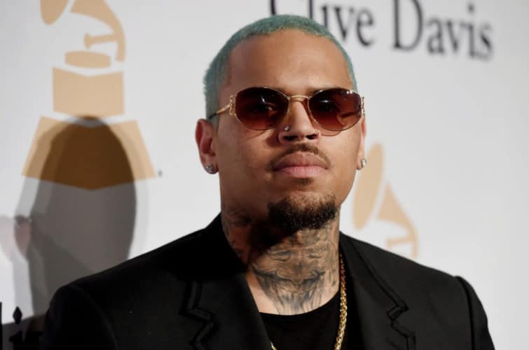 Chris Brown posts ‘show no weakness’ after lawsuit win